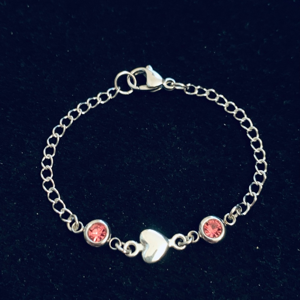 Girls Heart bracelet with pink rhinestone charms
